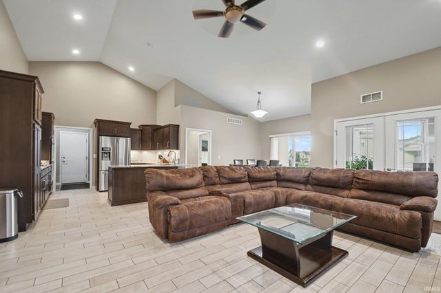 25938 Rolling Hills Drive, South Bend, IN 46628