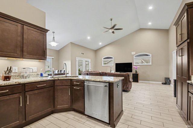 25938 Rolling Hills Drive, South Bend, IN 46628