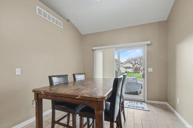 25938 Rolling Hills Drive, South Bend, IN 46628