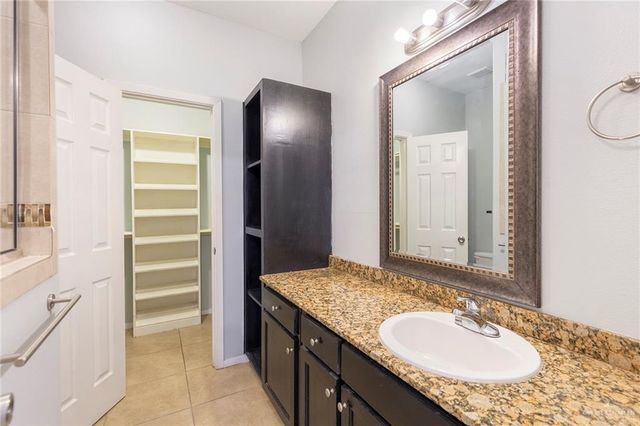 3051 Scottland Drive, Edinburg, TX 78539