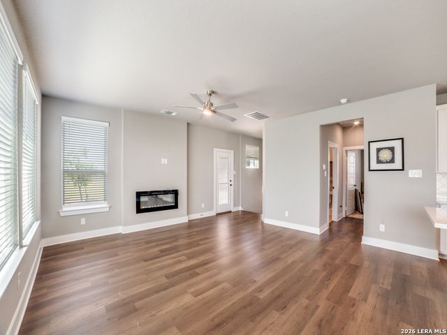 9411 Stillwater, San Antonio, TX 78254