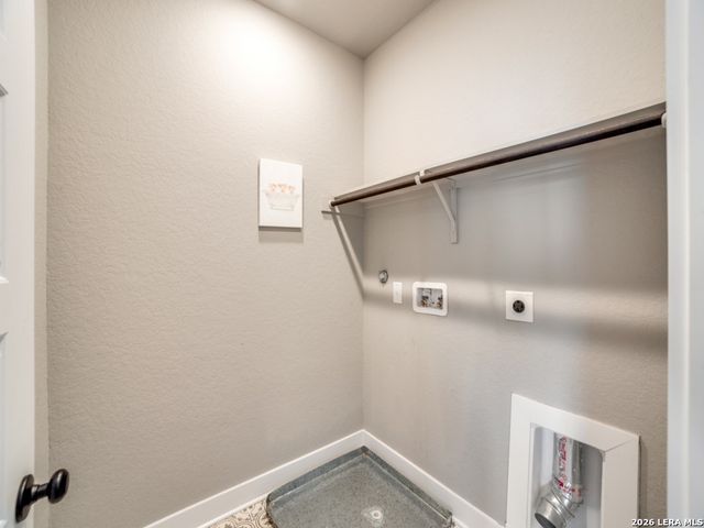 9411 Stillwater, San Antonio, TX 78254