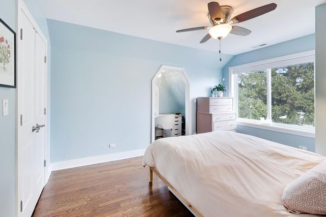 403 S Wille Street, Mount Prospect, IL 60056