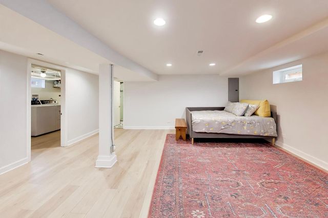 403 S Wille Street, Mount Prospect, IL 60056