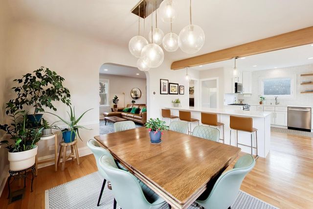 403 S Wille Street, Mount Prospect, IL 60056