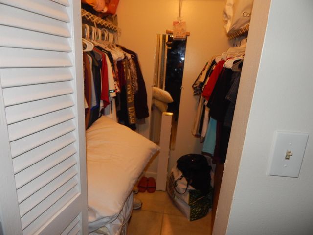 225 Bonnie Boulevard 204, Palm Springs, FL 33461