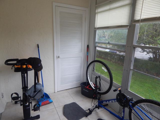 225 Bonnie Boulevard 204, Palm Springs, FL 33461