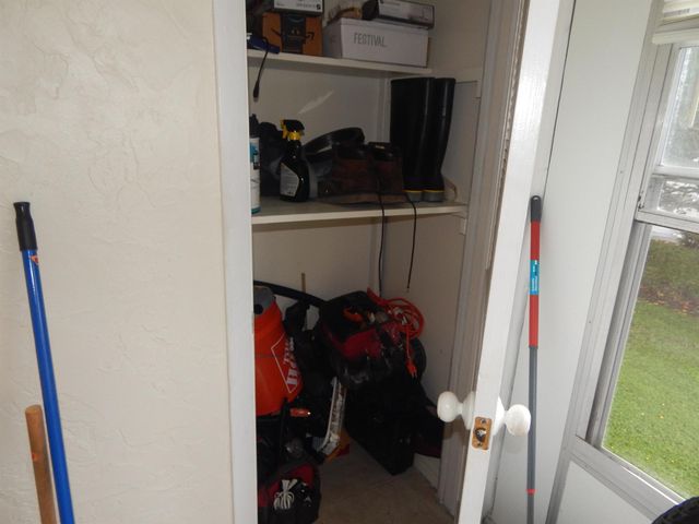 225 Bonnie Boulevard 204, Palm Springs, FL 33461