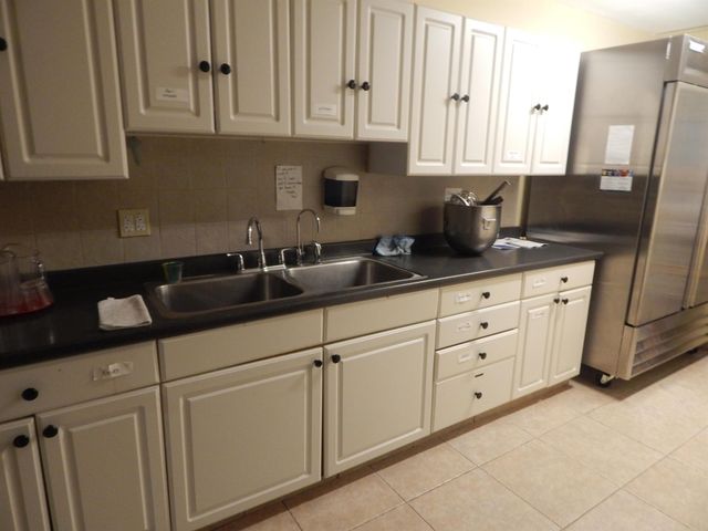 225 Bonnie Boulevard 204, Palm Springs, FL 33461