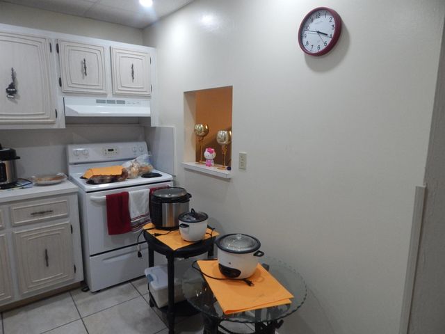 225 Bonnie Boulevard 204, Palm Springs, FL 33461