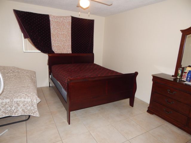 225 Bonnie Boulevard 204, Palm Springs, FL 33461