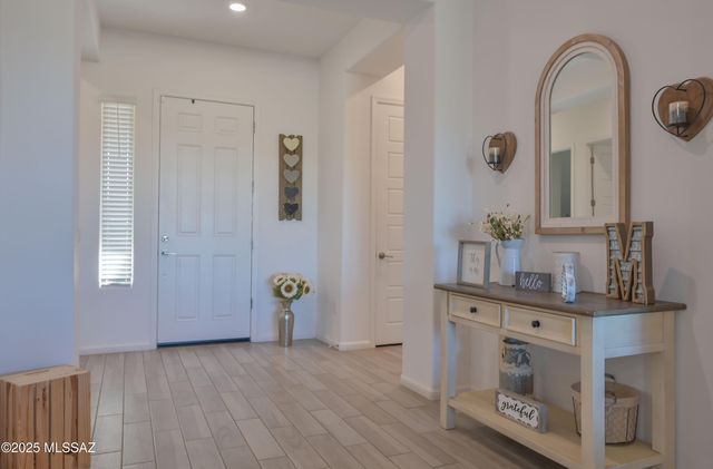 10843 N Cactus Point Drive, Tucson, AZ 85742