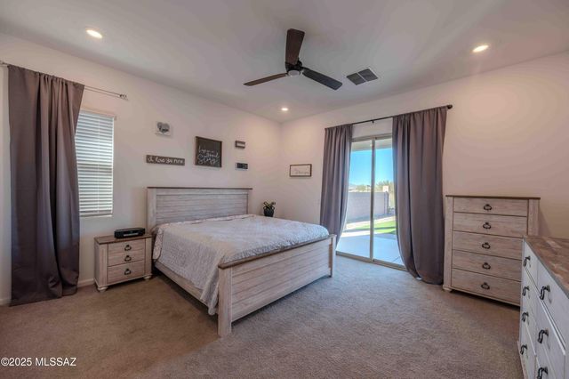 10843 N Cactus Point Drive, Tucson, AZ 85742