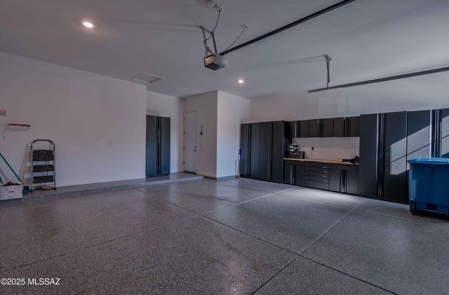 10843 N Cactus Point Drive, Tucson, AZ 85742