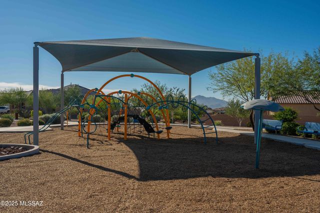 10843 N Cactus Point Drive, Tucson, AZ 85742