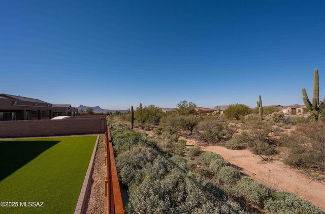 10843 N Cactus Point Drive, Tucson, AZ 85742