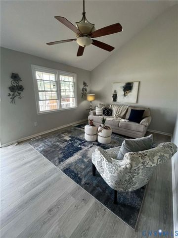 512 Magnolia Farms Dr, Petersburg, VA 23803