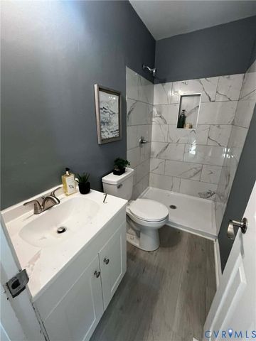 512 Magnolia Farms Dr, Petersburg, VA 23803