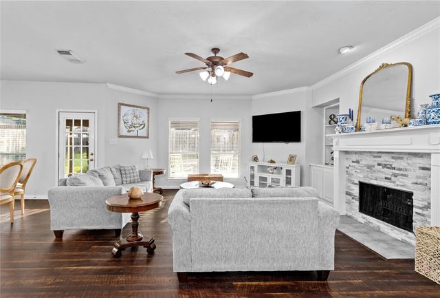 6722 Haider Avenue, Baytown, TX 77521