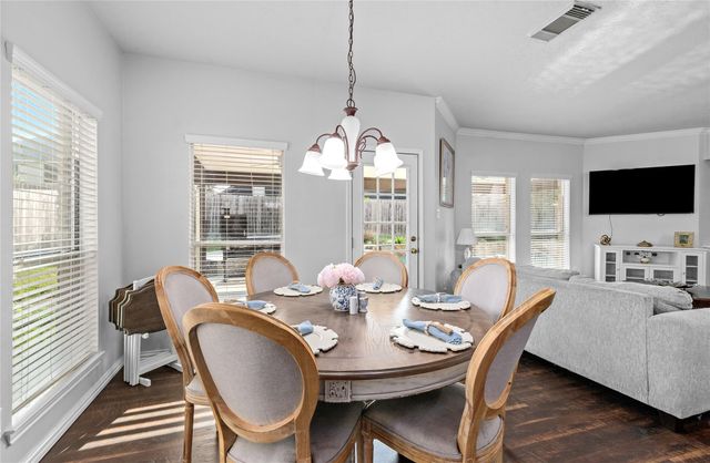 6722 Haider Avenue, Baytown, TX 77521