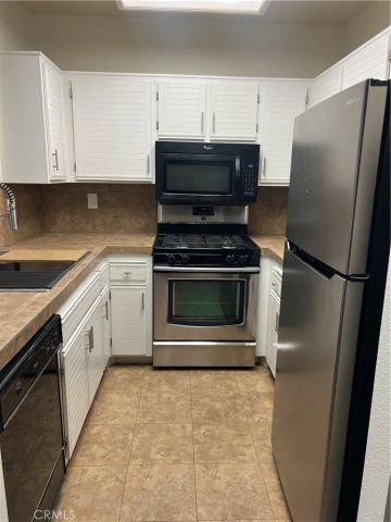 24151 Del Monte, Valencia, CA 91355