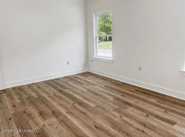 2424 Pine Avenue, Gulfport, MS 39501