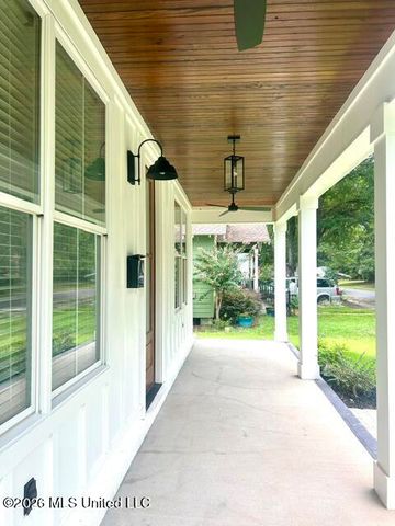 2424 Pine Avenue, Gulfport, MS 39501