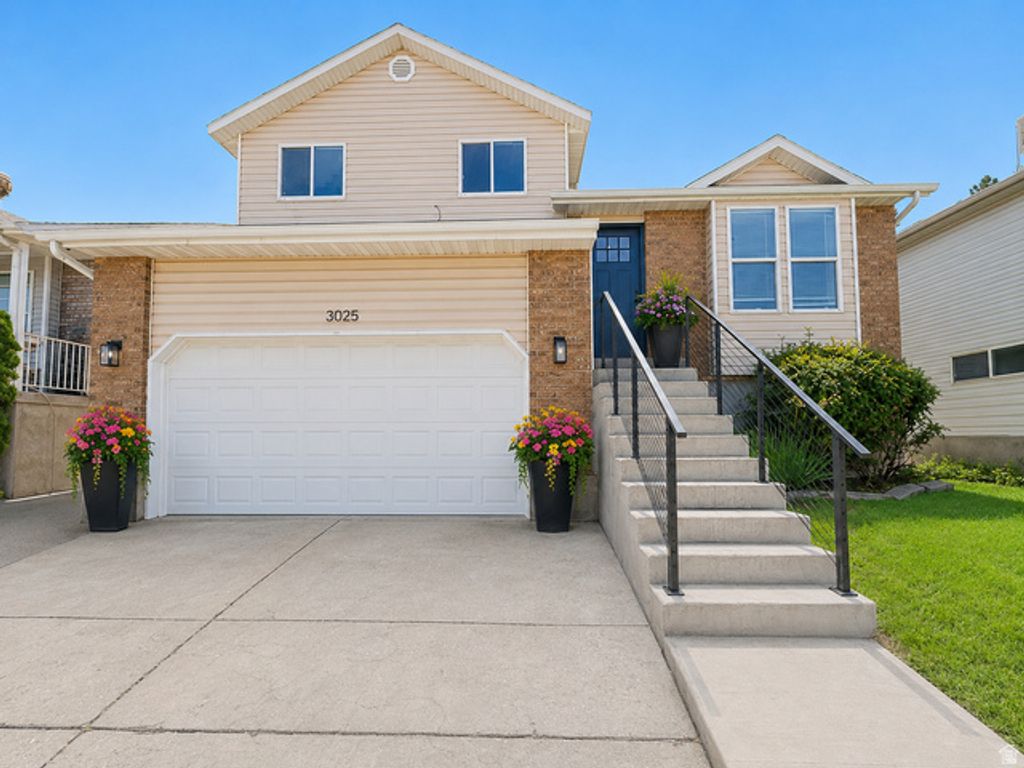 3025 W WESTCOVE DR, West Valley City, UT 84119