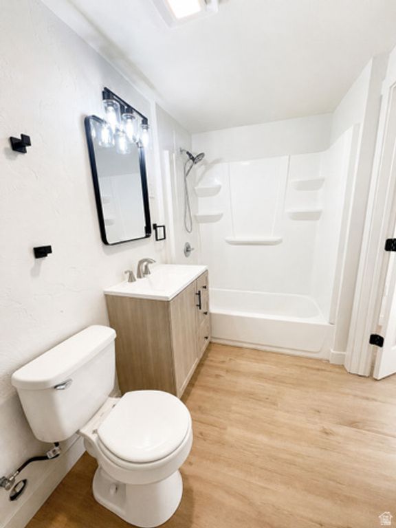 Image 24 of property listing at 3025 W WESTCOVE DR, West Valley City, UT 84119