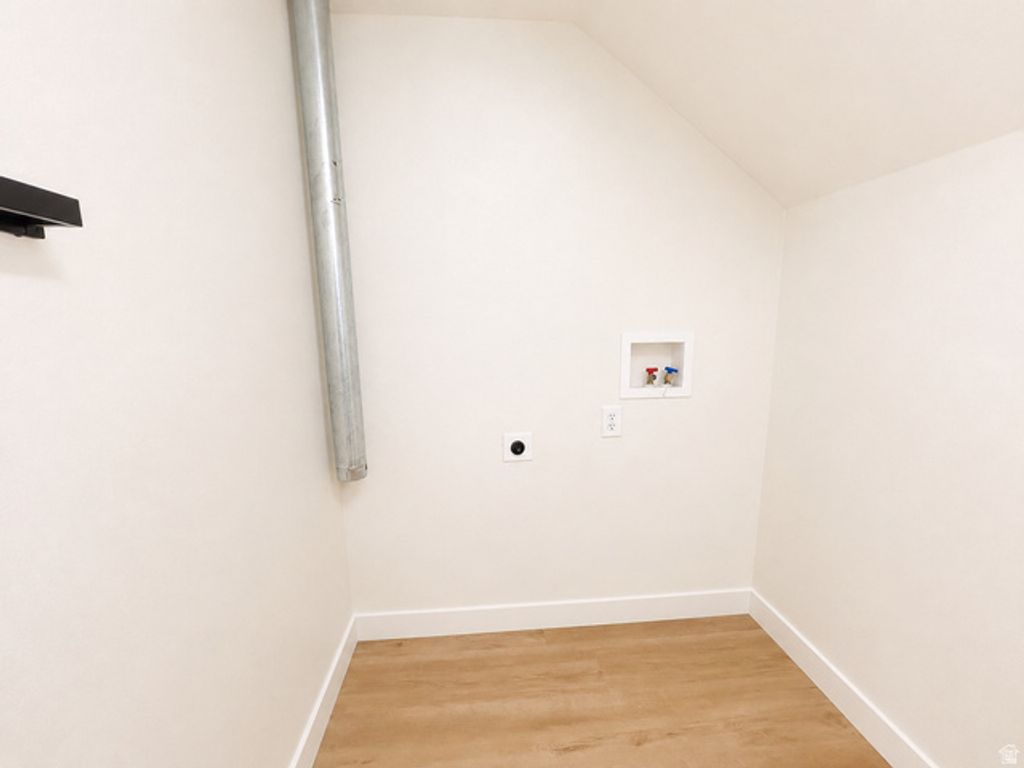 Image 29 of property listing at 3025 W WESTCOVE DR, West Valley City, UT 84119