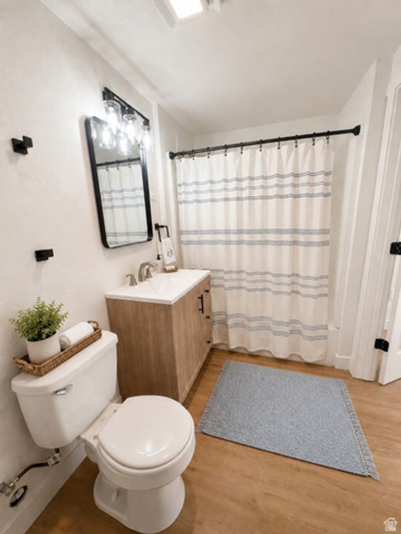 Image 36 of property listing at 3025 W WESTCOVE DR, West Valley City, UT 84119
