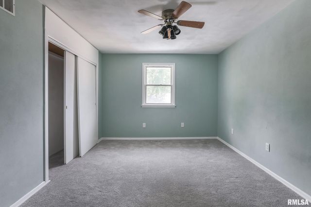 1013 S SCHMIDT Avenue, Peoria, IL 61607
