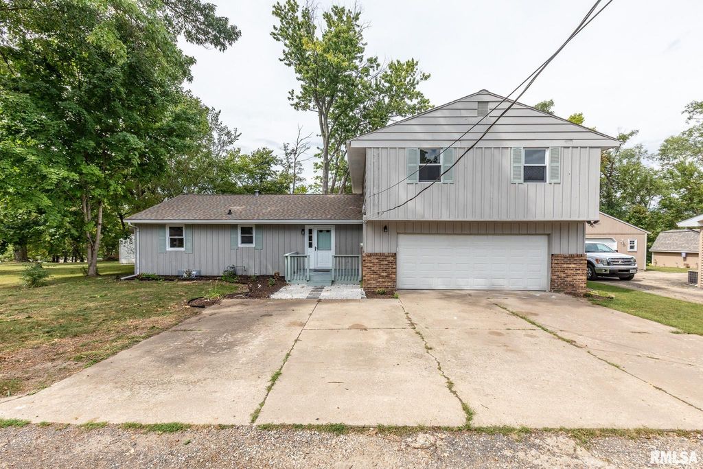 1013 S SCHMIDT Avenue, Peoria, IL 61607