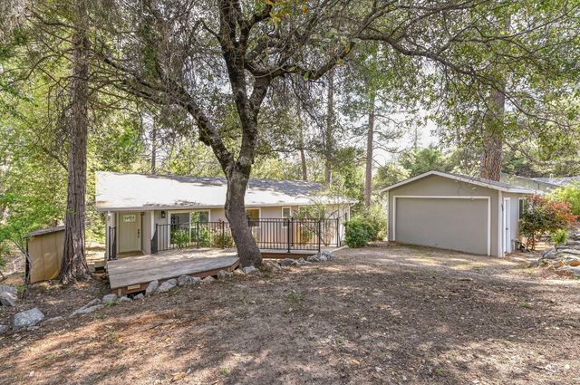 830 Sheep Ranch Rd, Murphys, CA 95247