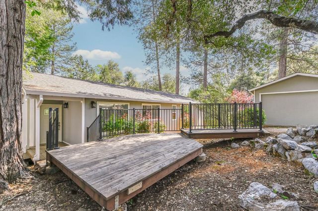 830 Sheep Ranch Rd, Murphys, CA 95247