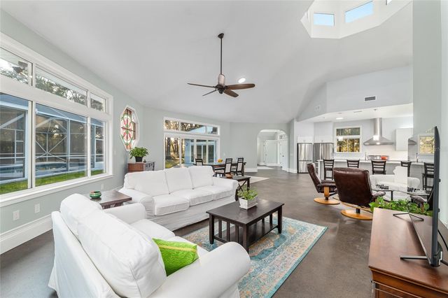 6012 NW 168TH STREET, Alachua, FL 32615