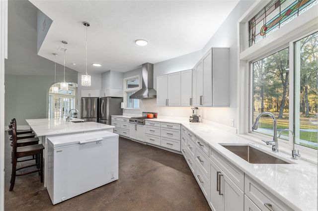 6012 NW 168TH STREET, Alachua, FL 32615