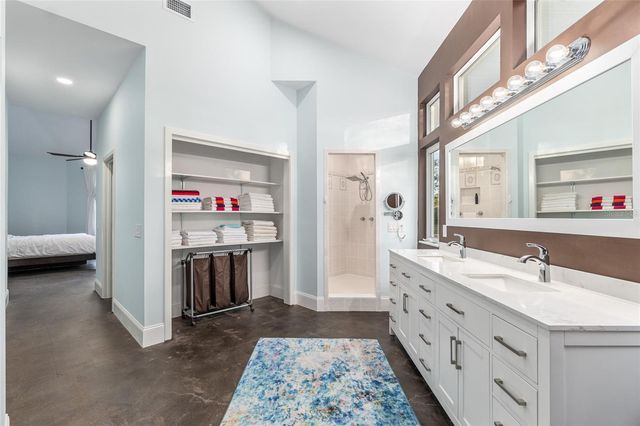 6012 NW 168TH STREET, Alachua, FL 32615