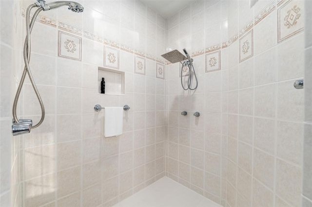 6012 NW 168TH STREET, Alachua, FL 32615