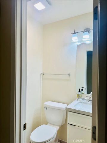 1008 Las Lomas Unit C, La Habra, CA 90631