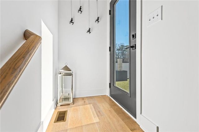 2424 Memorial Drive SE 4, Atlanta, GA 30317