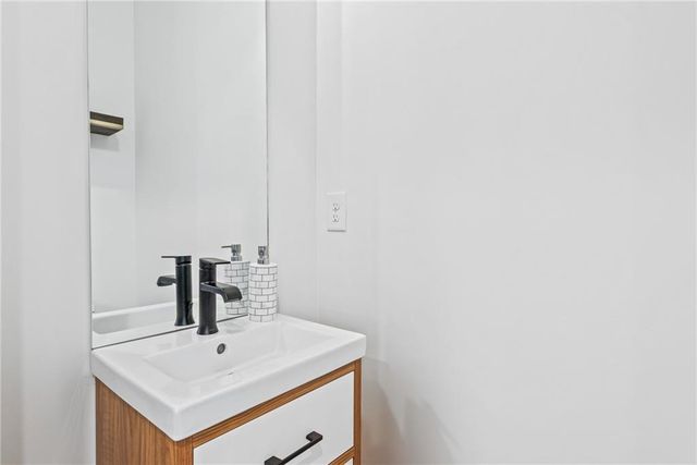 2424 Memorial Drive SE 4, Atlanta, GA 30317