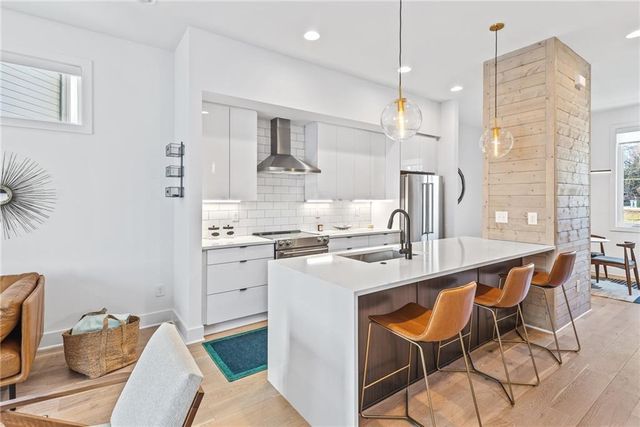 2424 Memorial Drive SE 4, Atlanta, GA 30317