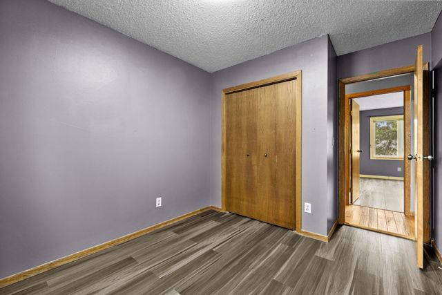 1201 25th PL NW, Minot, ND 58703