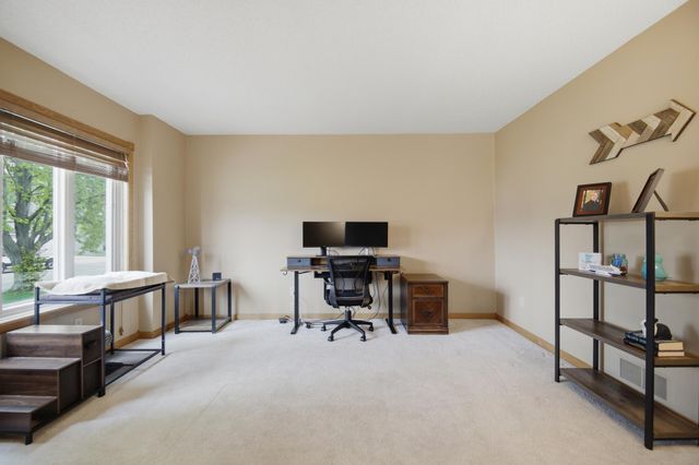 2900 6th Avenue SW, Austin, MN 55912