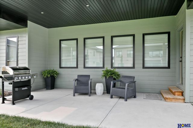 8819 Appaloosa Lane, Lincoln, NE 68520