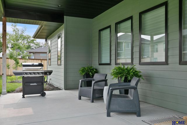 8819 Appaloosa Lane, Lincoln, NE 68520