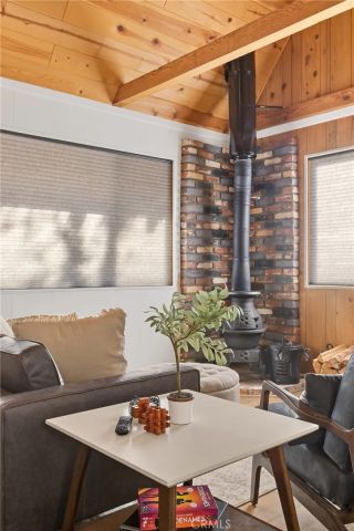 32903 Canyon Drive, Green Valley Lake, CA 92341