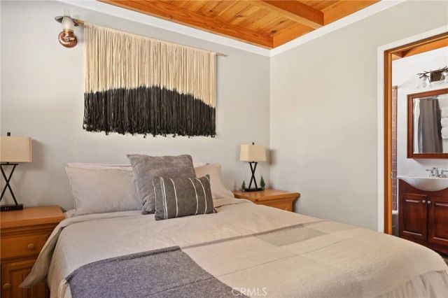32903 Canyon Drive, Green Valley Lake, CA 92341