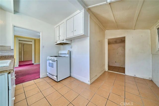 1845 Dawson, Signal Hill, CA 90755